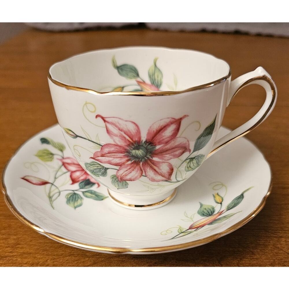 Vintage Duchess Bone China Teacup and Saucer Set Made in England (Gg282)